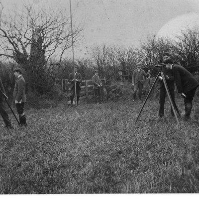 Surveyors Working 0702_0501